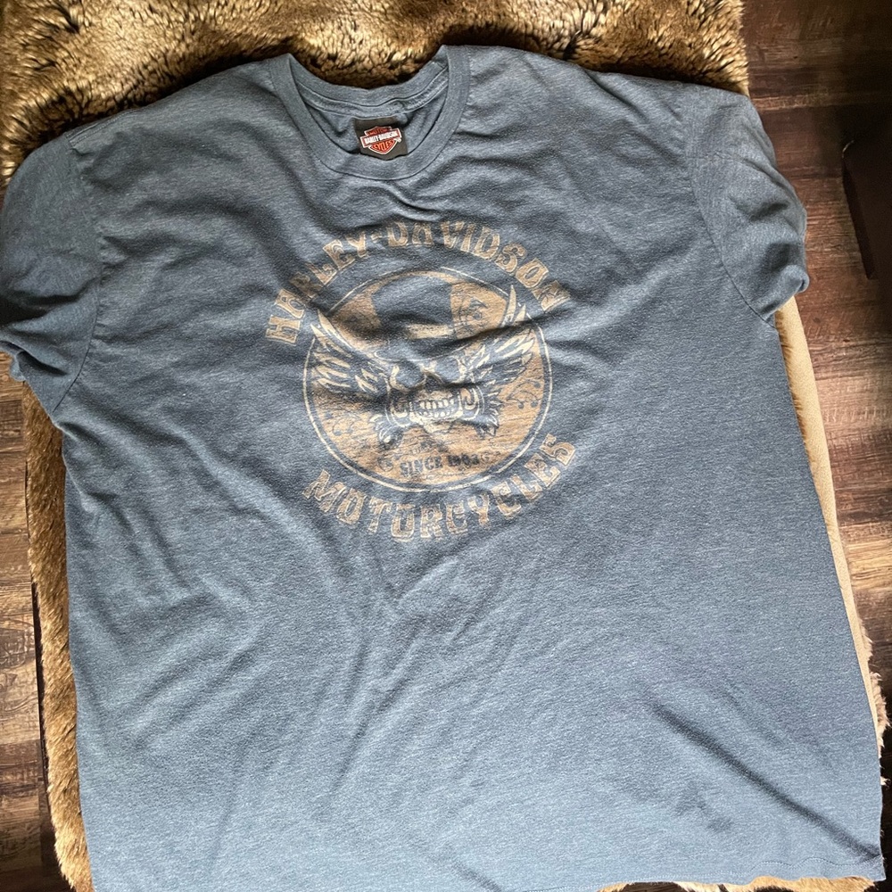 Harley Davidson T-shirt size 2 XL fitted
